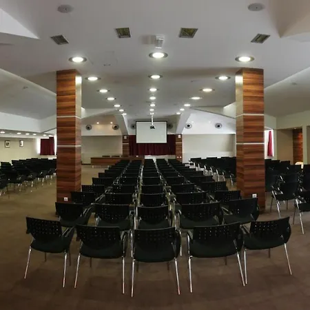 Ξενοδοχείο Patria 4*